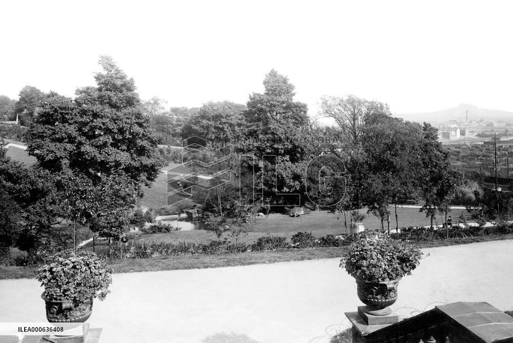 Newport, Belle Vue Park from the Terrace 1896