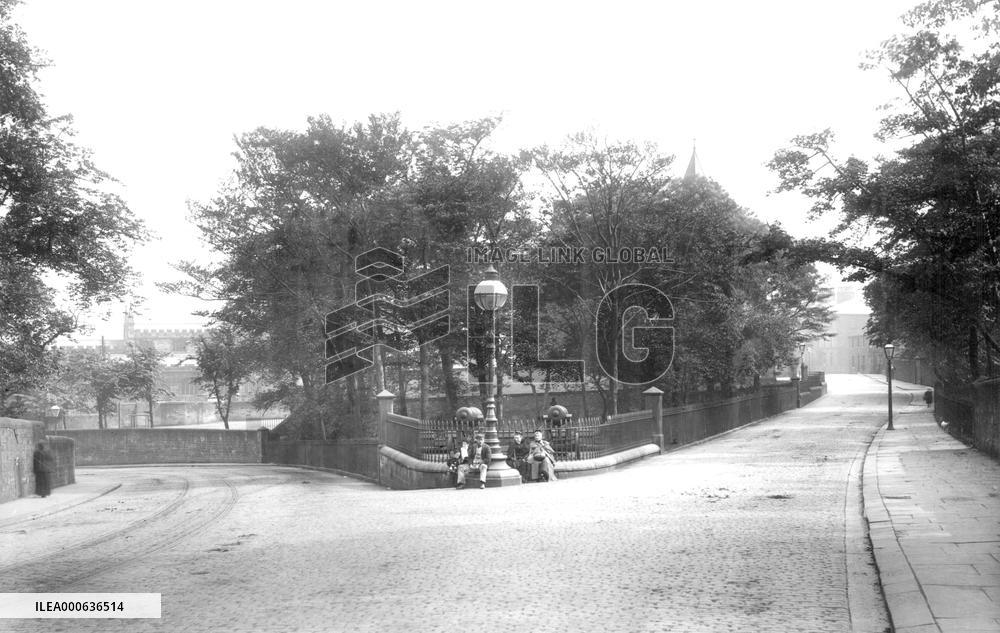 Burnley, Colne Road 1895