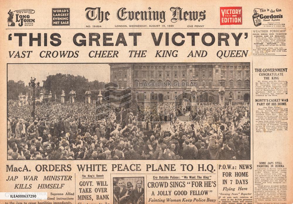 1945 Evening News (London) World War Two ends and VJ Day
