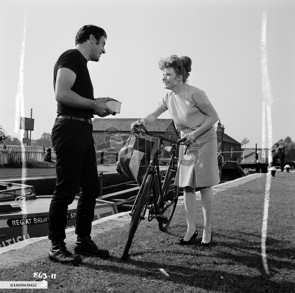 The Bargee (1964) Film