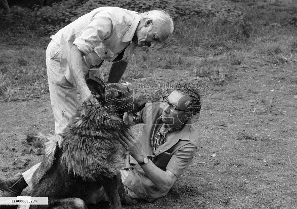 The Beast Must Die (1974) Film
