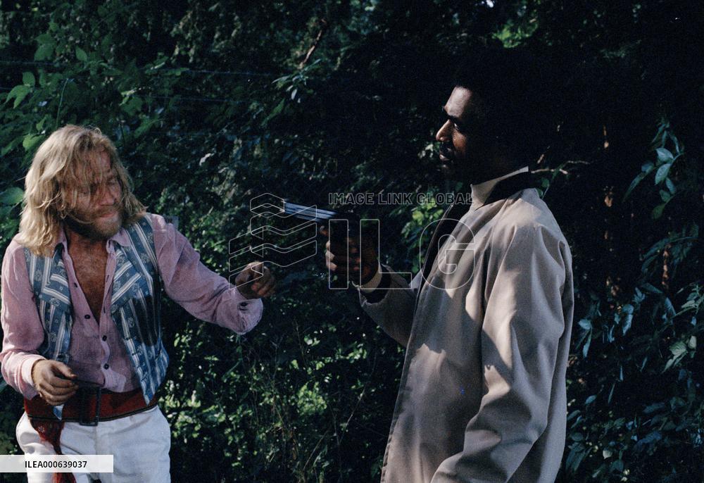 The Beast Must Die (1974) Film