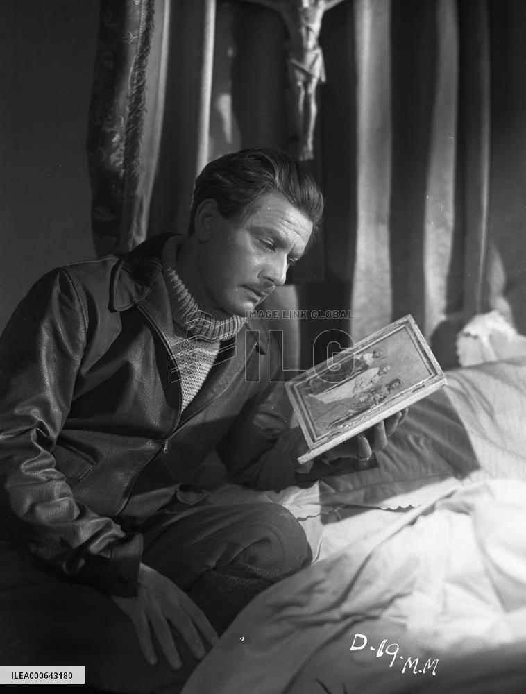 The Man from Morocco (1945) Film