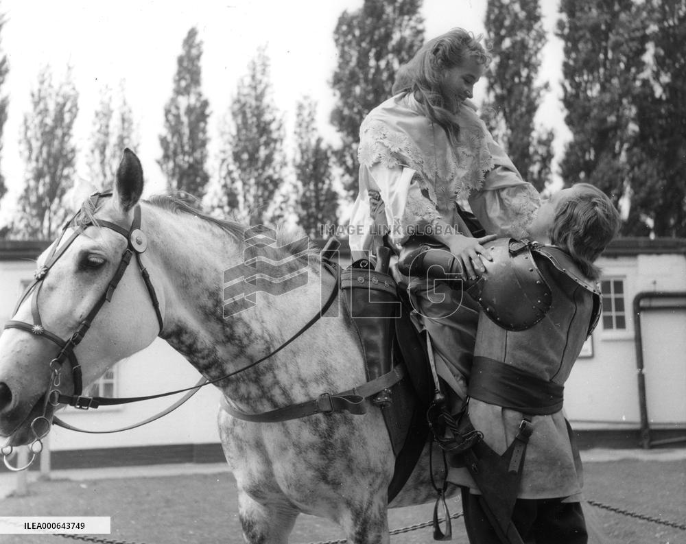 The Moonraker (1958) Film