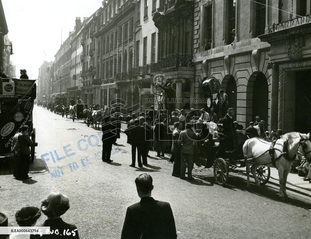 The Magic Box (1952) Film