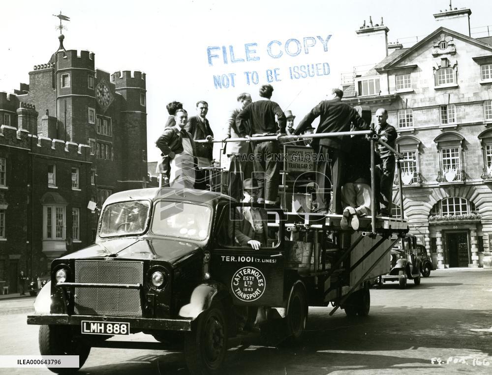 The Magic Box (1952) Film