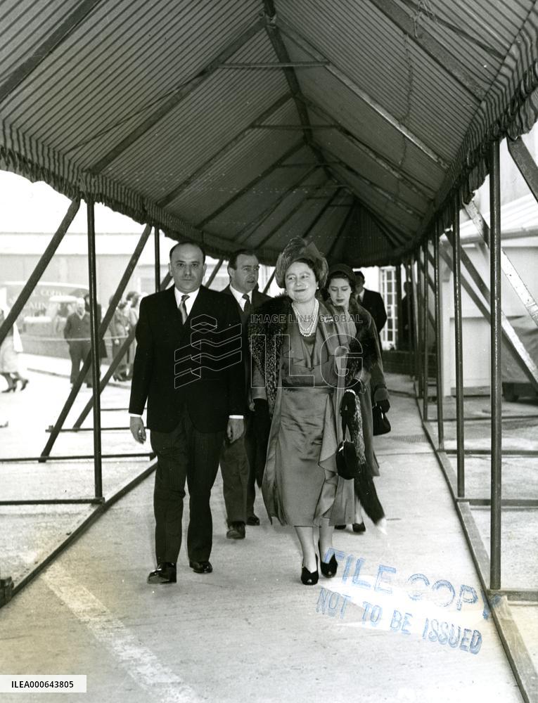 Queen Mother visiting Ealing Studios and Magic Box set