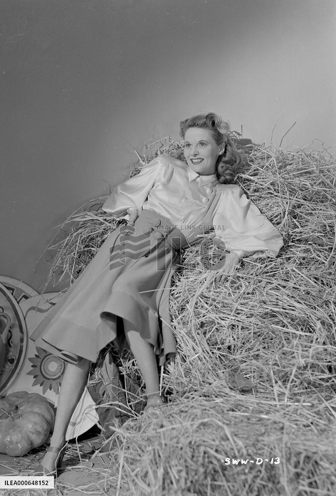 Ships with Wings (1941) Film