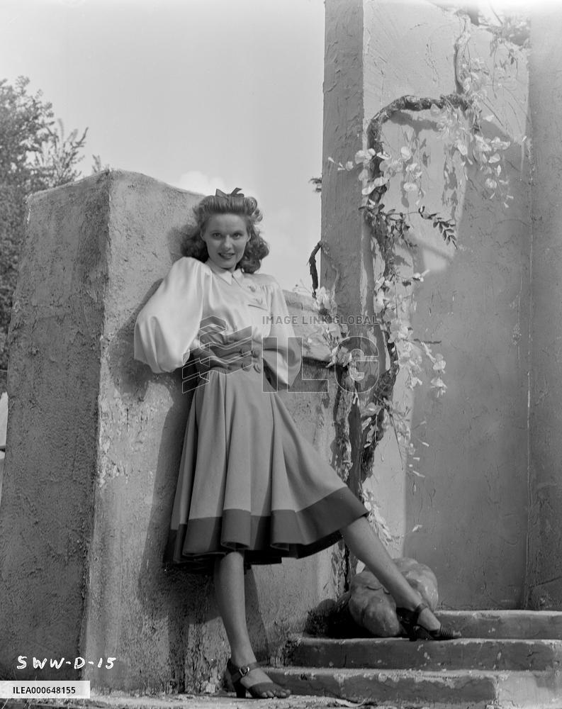 Ships with Wings (1941) Film