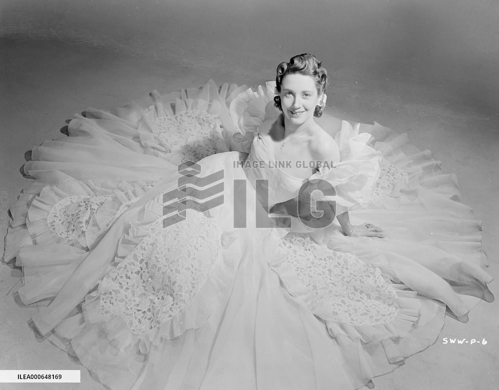 Ships with Wings (1941) Film