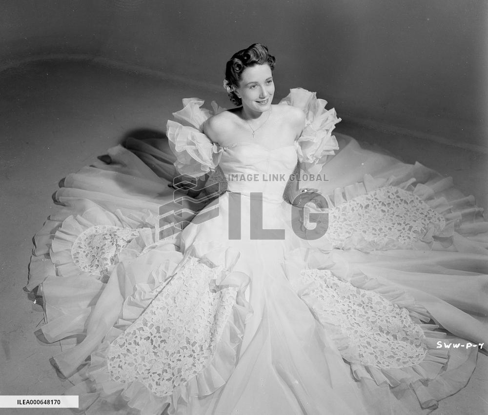 Ships with Wings (1941) Film