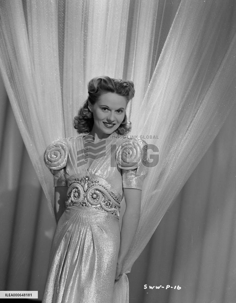 Ships with Wings (1941) Film