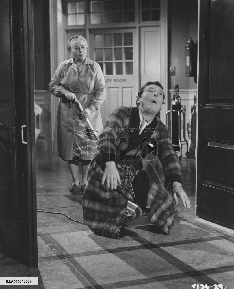 Twice Round the Daffodils (1962) Film