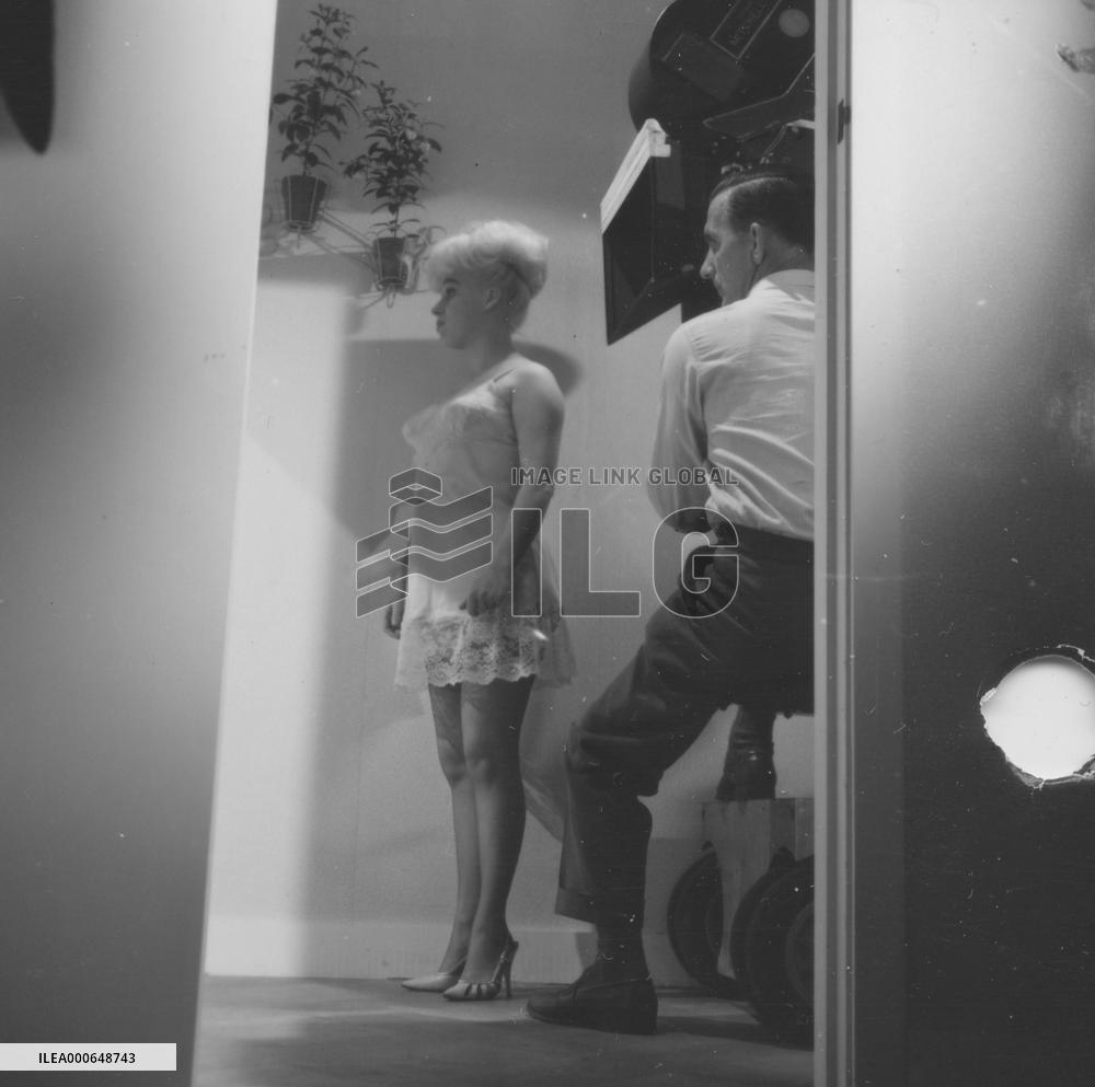 Sparrows Can't Sing (1962) Film