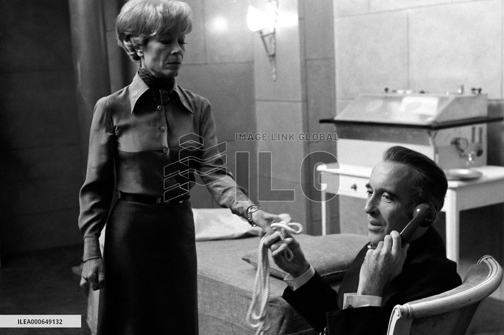 To the Devil a Daughter (1976) Film