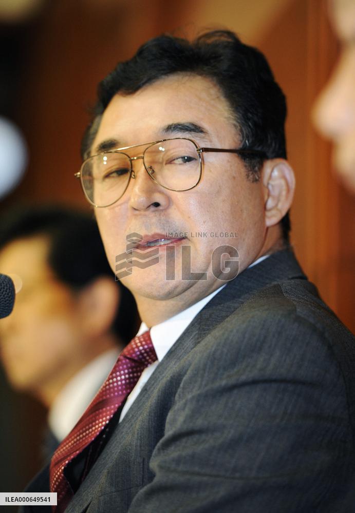 Freed Japanese returns home from China