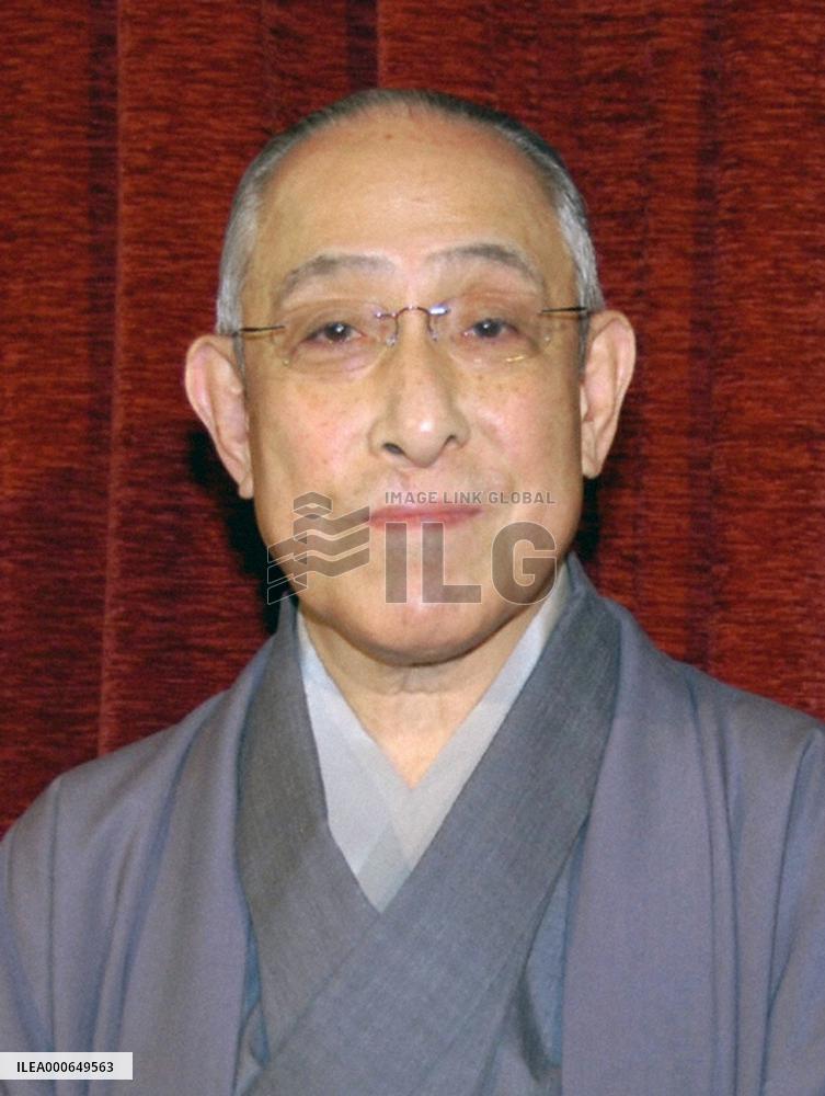 Kabuki actor Nakamura Shikan dies at 83