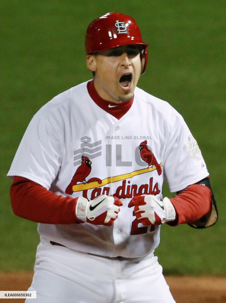 Cardinals win Game 1 of World Series