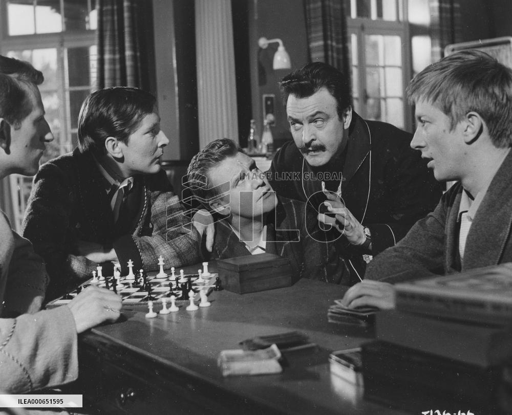 Twice Round the Daffodils (1962) Film