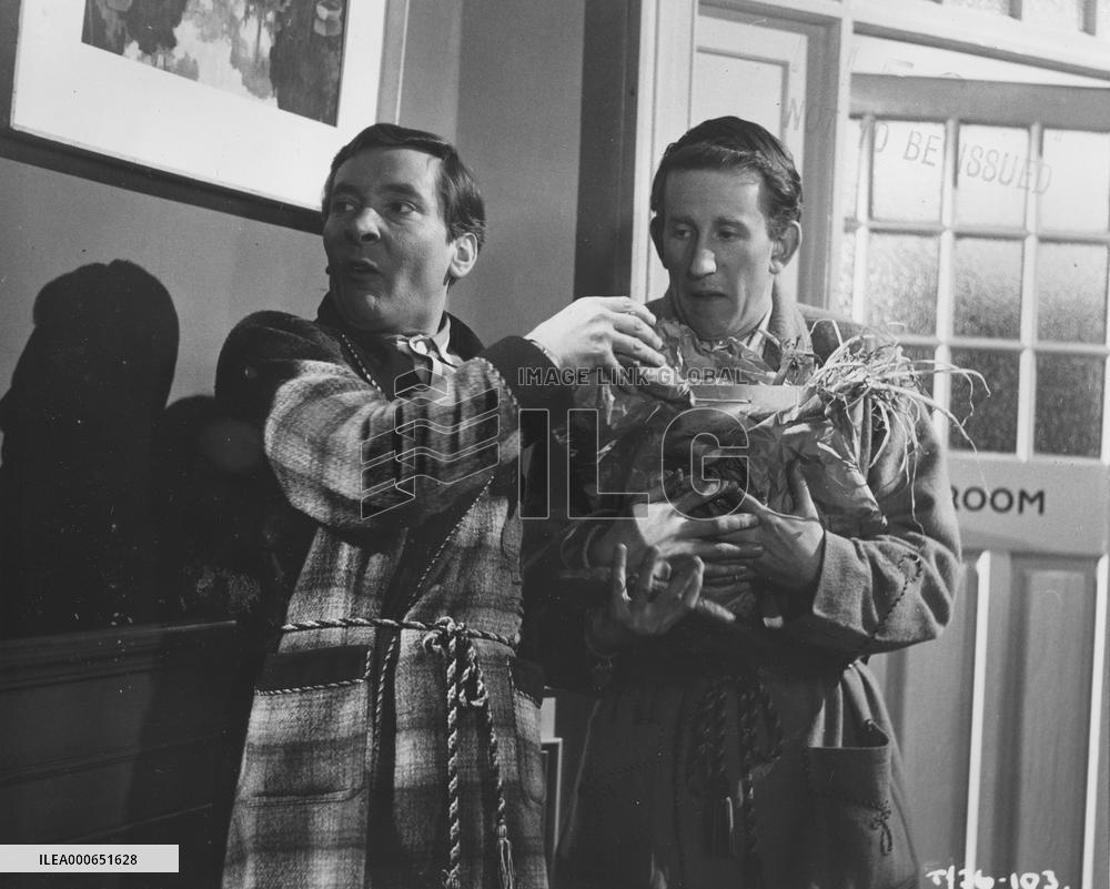 Twice Round the Daffodils (1962) Film