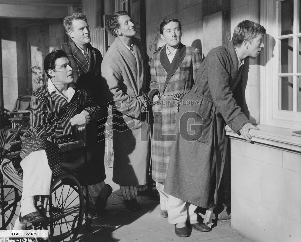 Twice Round the Daffodils (1962) Film