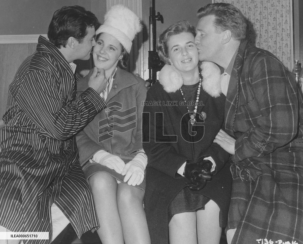 Twice Round the Daffodils (1962) Film