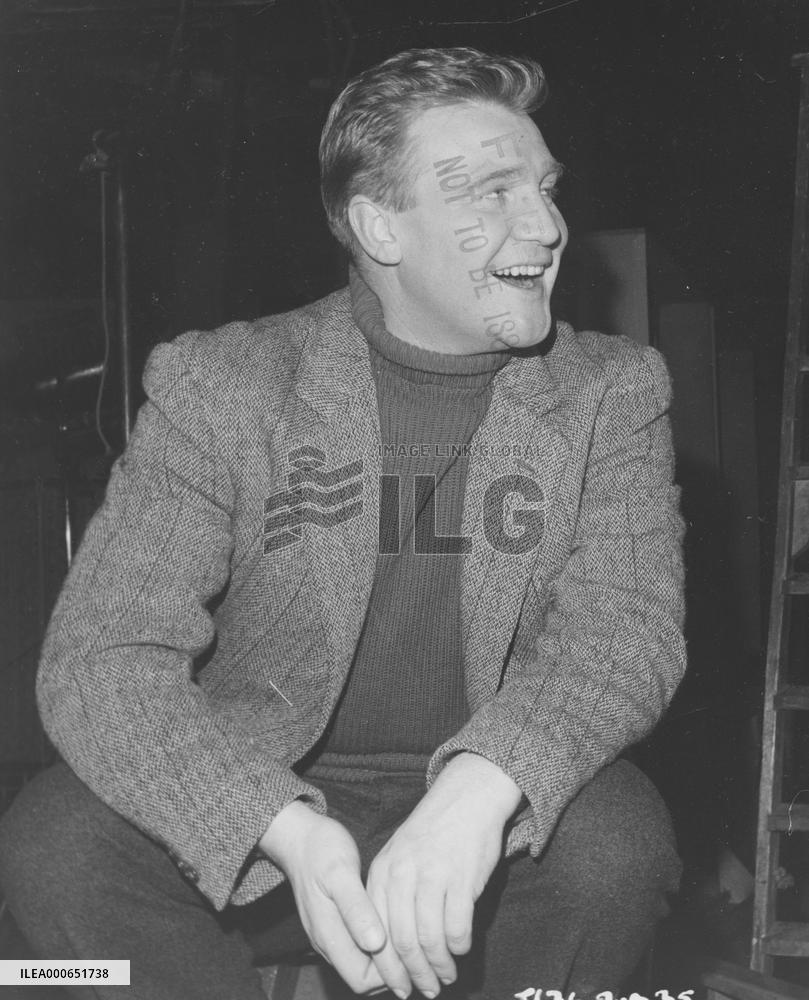 Twice Round the Daffodils (1962) Film