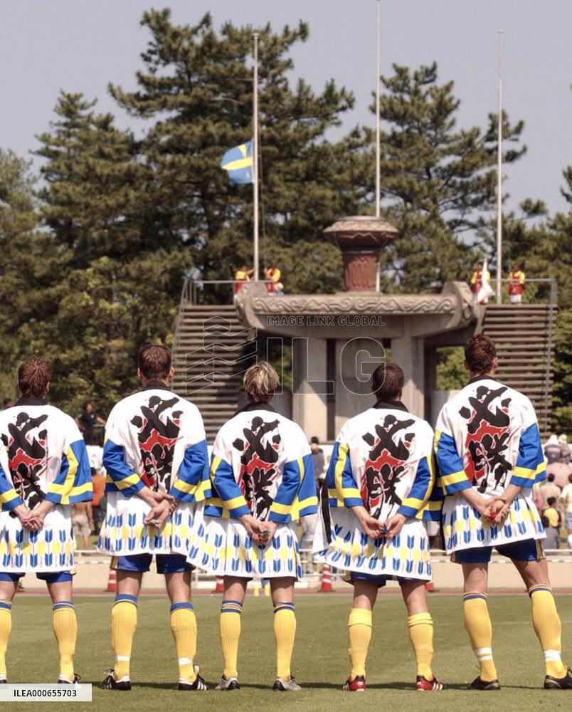 (1)Sweden hold practice match in Miyazaki