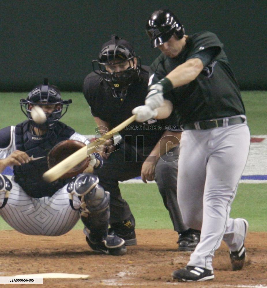 (6)Yankees vs Devil Rays in MLB opener in Tokyo