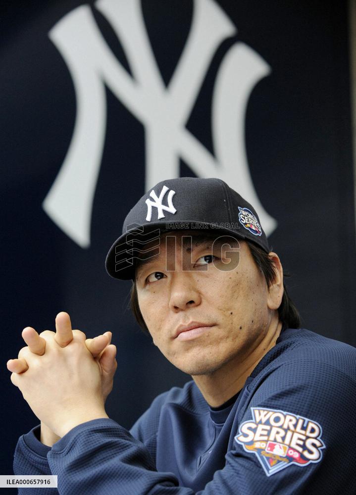 Yankees take on Phillies in World Series