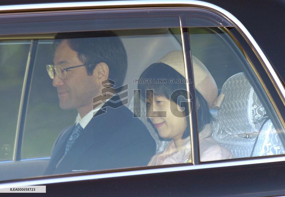 Ex-princess Sayako thanks imperial couple day after marriage