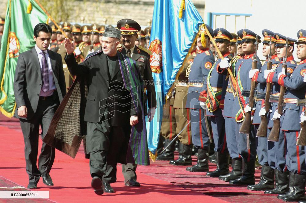 Karzai sworn in for 2nd term as Afghan president