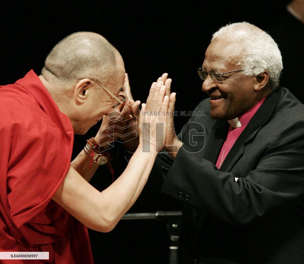 The Dalai Lama and Tutu at Hiroshima International Peace Summit