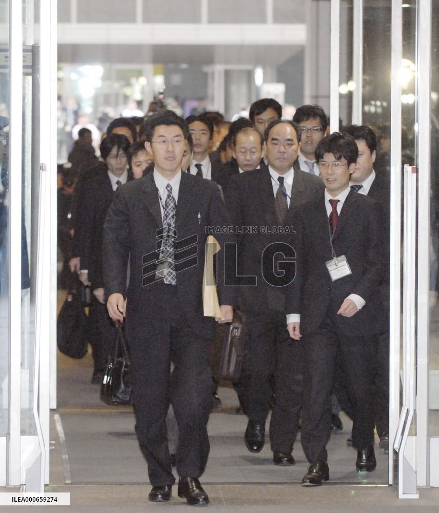 Prosecutors search Defense Ministry over bribery scandal