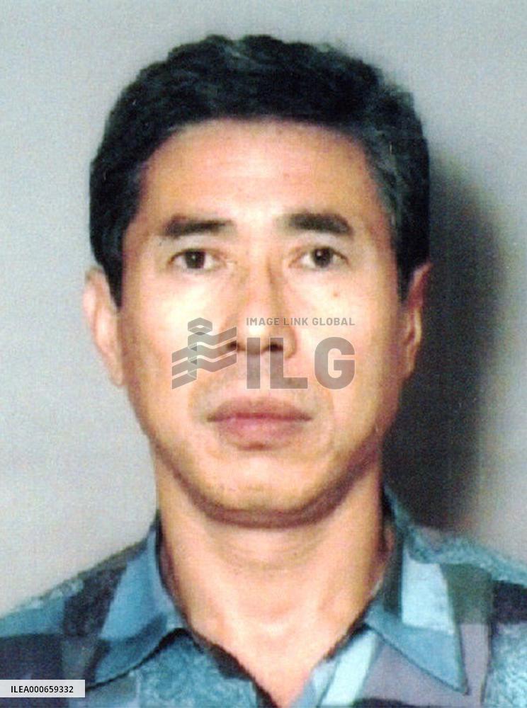 (2)Japanese men go on trial in China for alleged drug smuggling