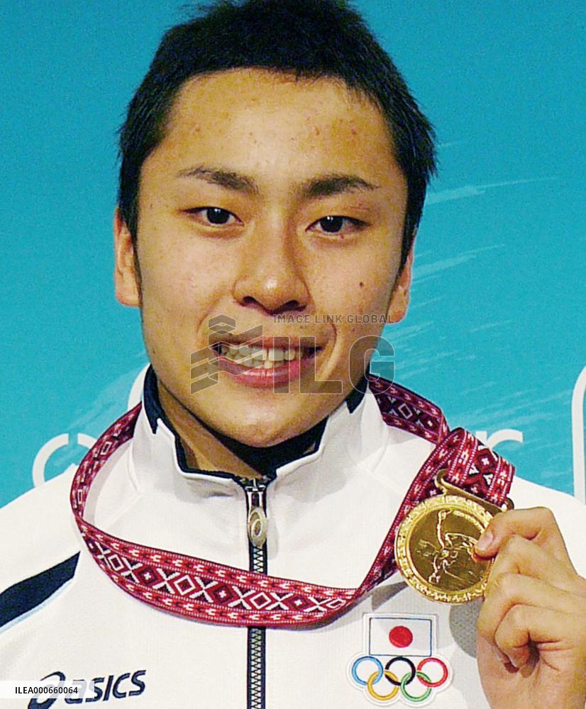 Ota foils his way to gold, Kawabata takes his cue