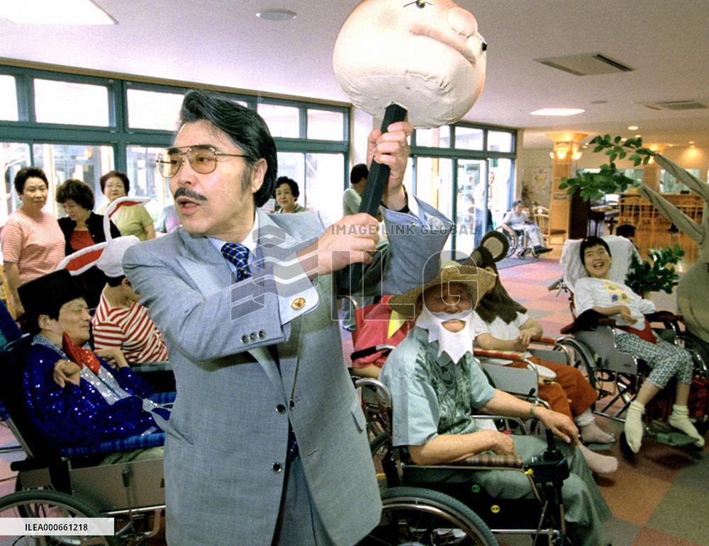 Popular songwriter Endo dies at 76