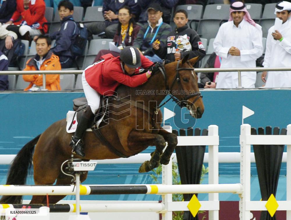 Japan's Oiwa wins equestrian gold at Asian Games