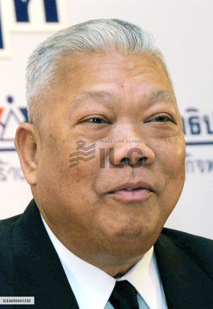 Political veteran Samak elected new Thai premier