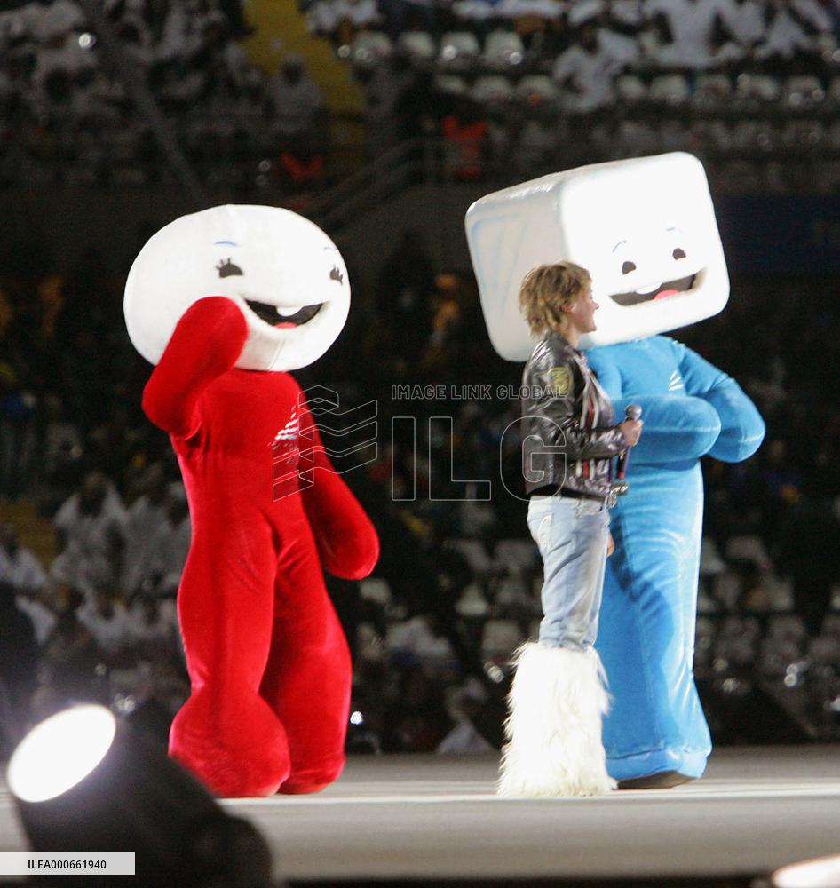 Photos from Opening Ceremony of 2006 Winter Olympic Games