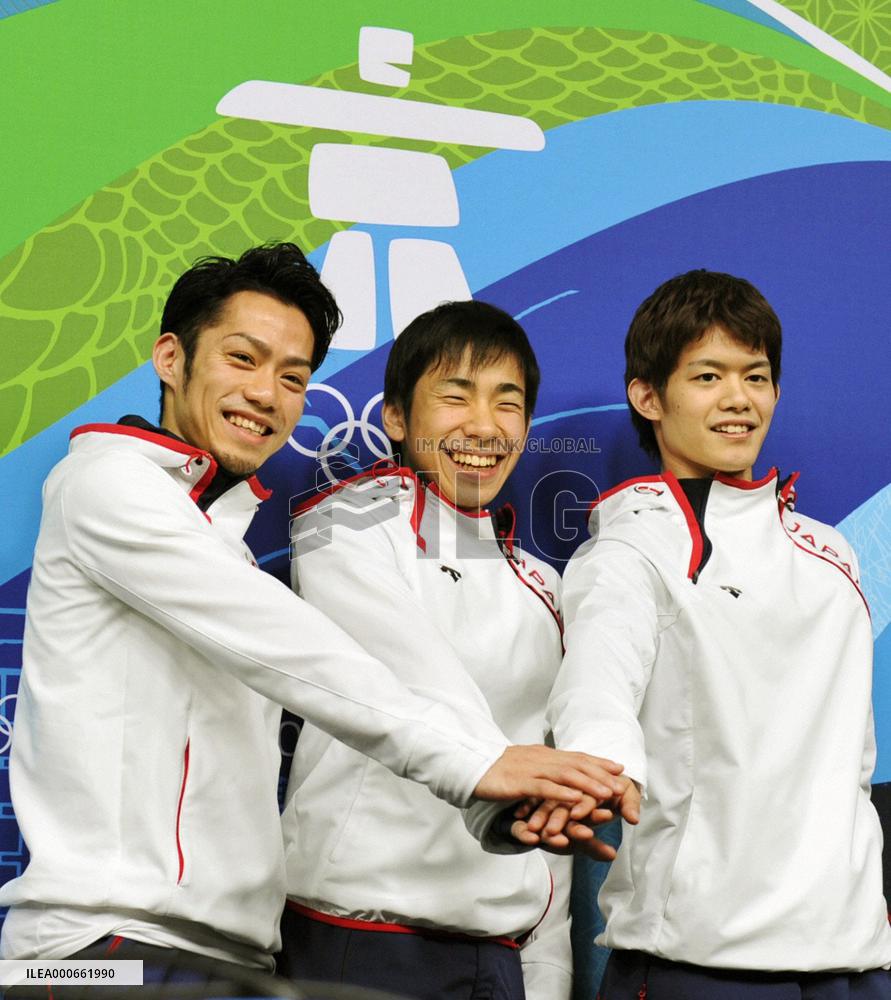 Men's figure skaters practice in Vancouver