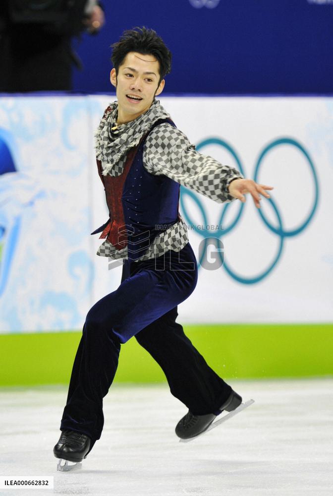 Japan's Takahashi wins bronze in men's figure skating
