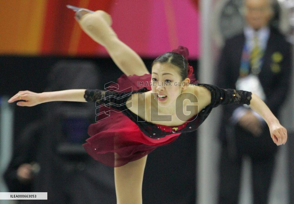 Arakawa 3rd, Suguri 4th after short program