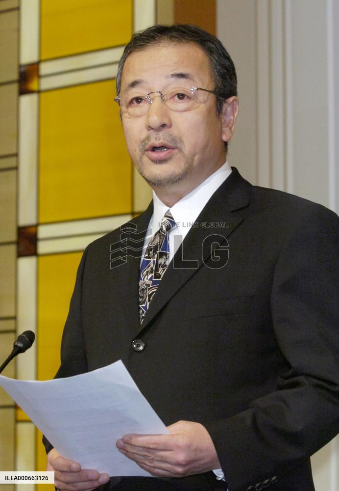 Horie faces fresh arrest, Livedoor's future in doubt