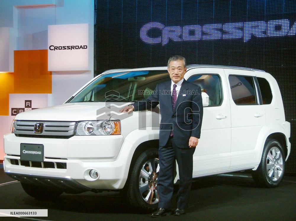 Honda unveils new Crossroad, says transcends existing categories
