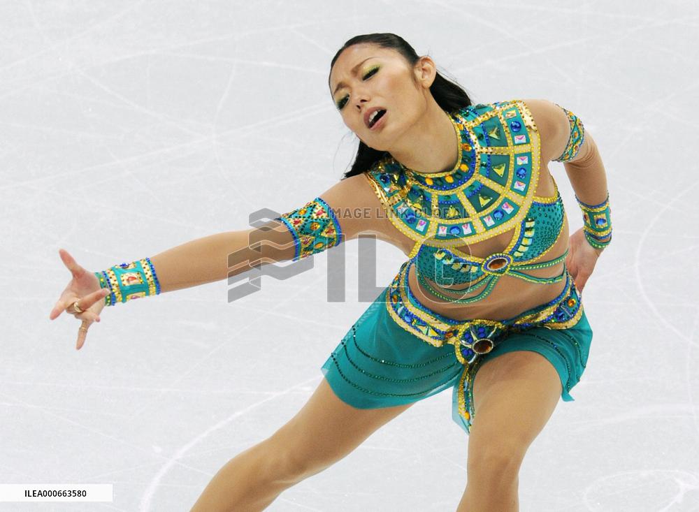 Japan's Ando at 5th at women's figure skating
