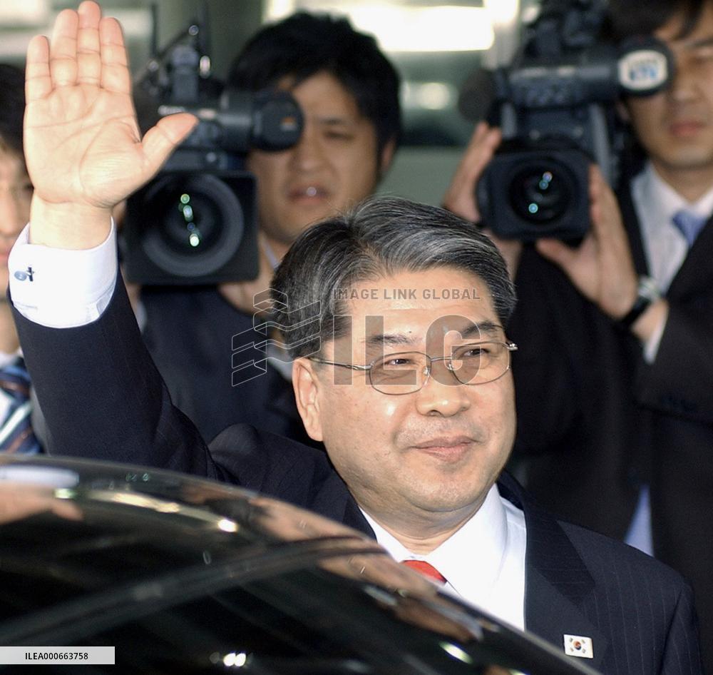 S. Korean delegate arrives in N. Korea for ministerial talks