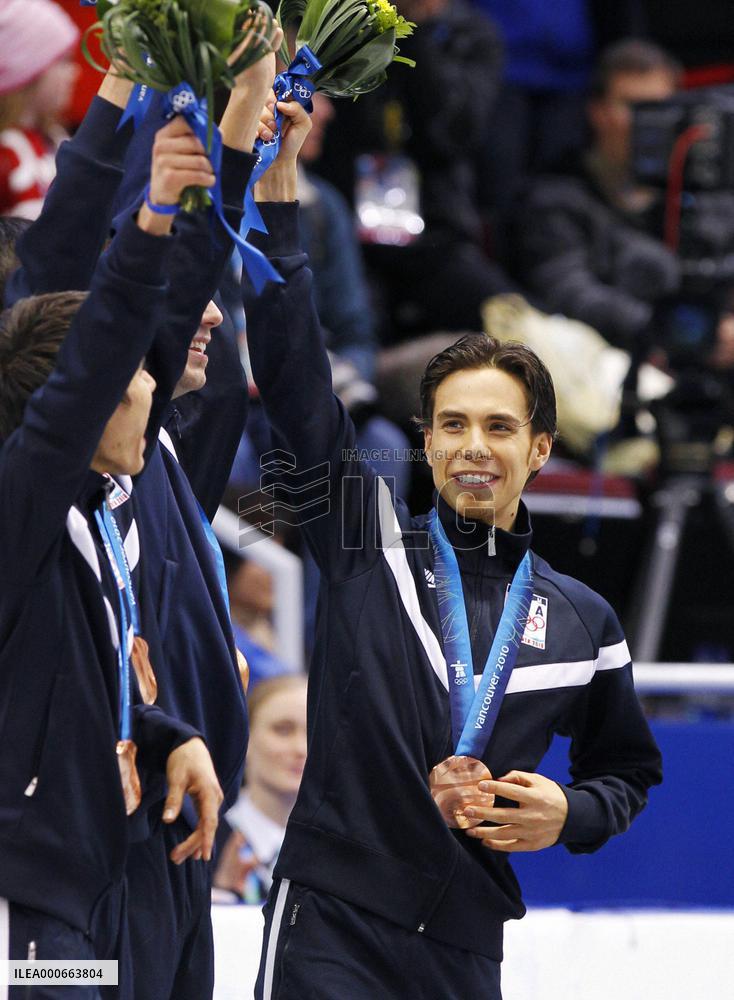 America's Ohno receives 8th career medal at Winter Olympics
