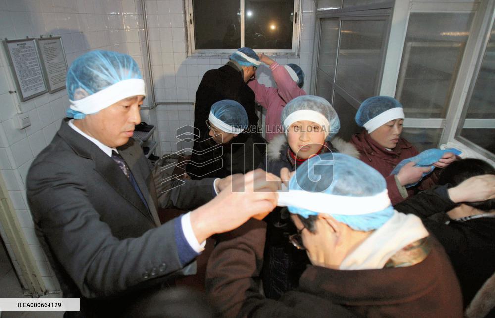 Japan fact-finding team visits Hebei over food poisoning