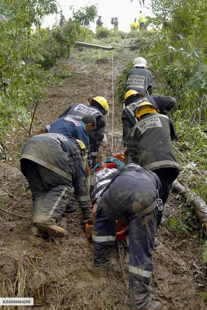 42 Japanese hurt as bus falls from cliff in South Africa